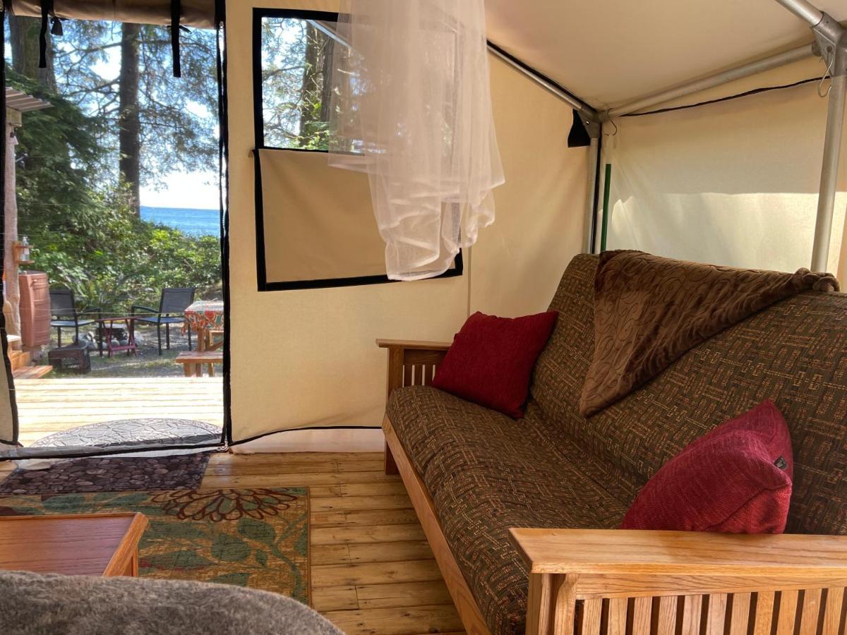 So Damn Lucky Glamping Hotel Ucluelet Exterior foto