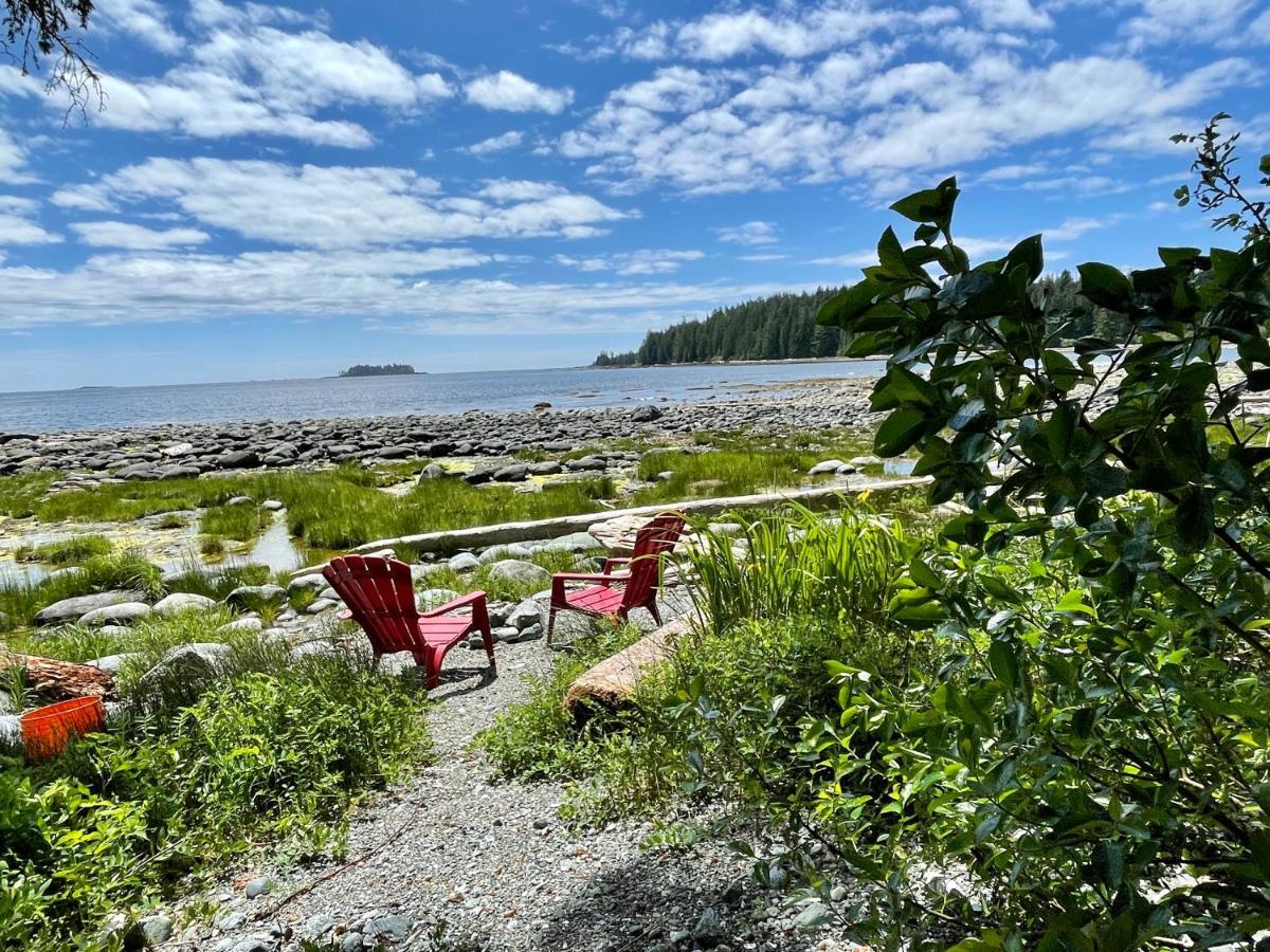 So Damn Lucky Glamping Hotel Ucluelet Exterior foto