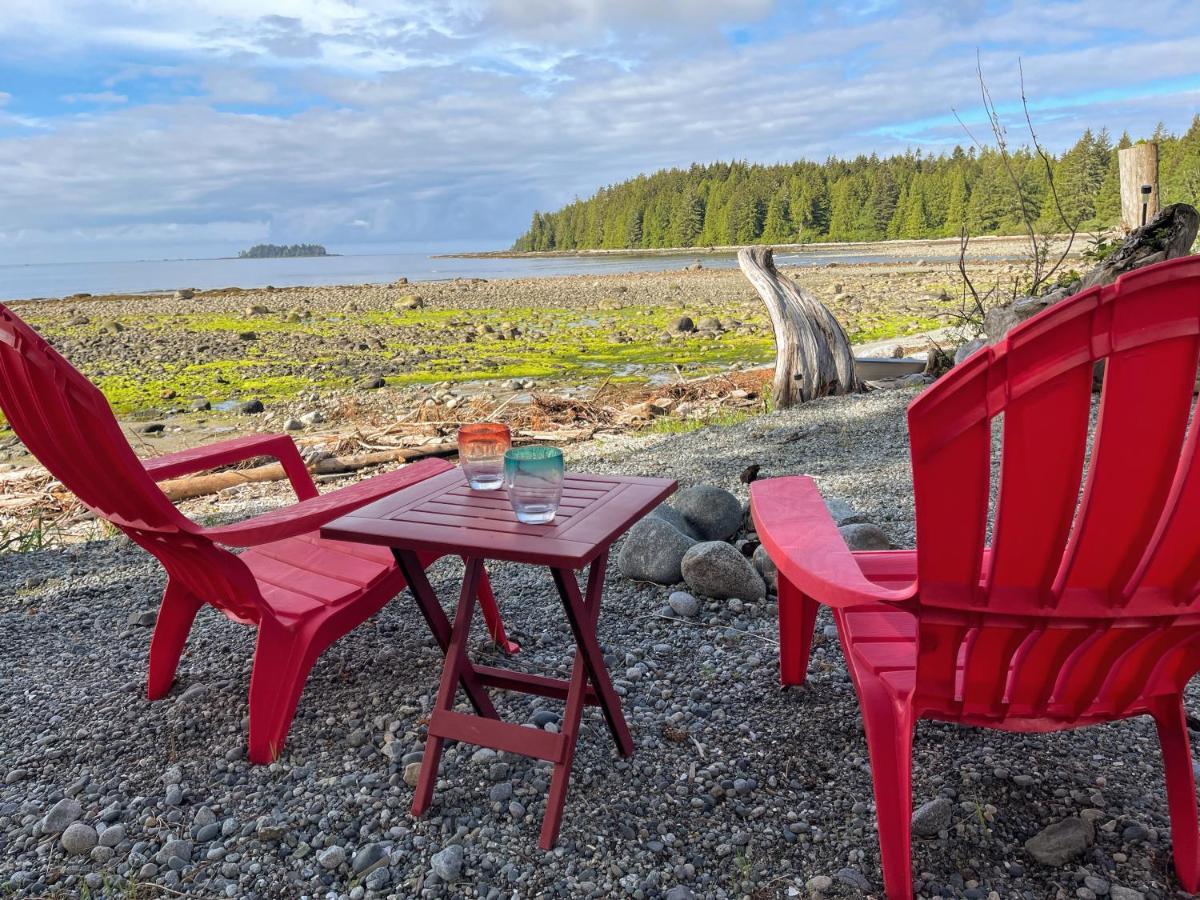 So Damn Lucky Glamping Hotel Ucluelet Exterior foto