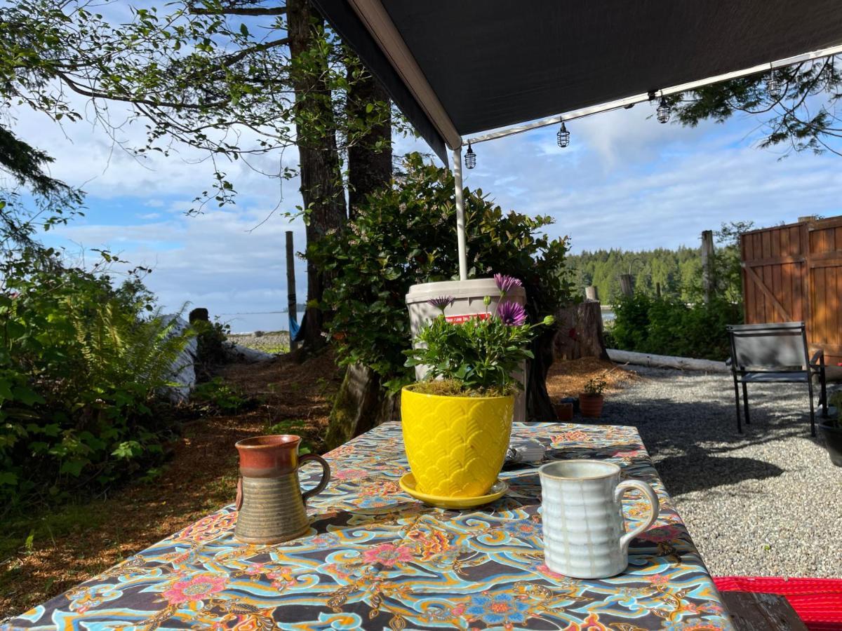 So Damn Lucky Glamping Hotel Ucluelet Exterior foto